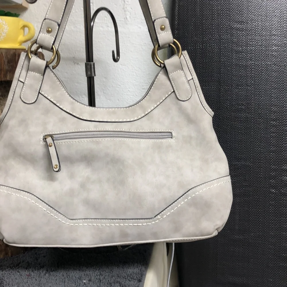 b.o.c gray purse‎